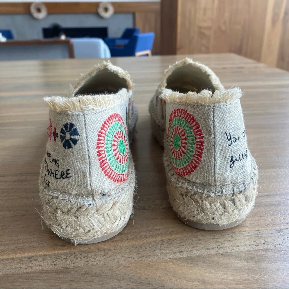 NWOT JOHNNY WAS PARKER ESPADRILLE, Size 8,5
